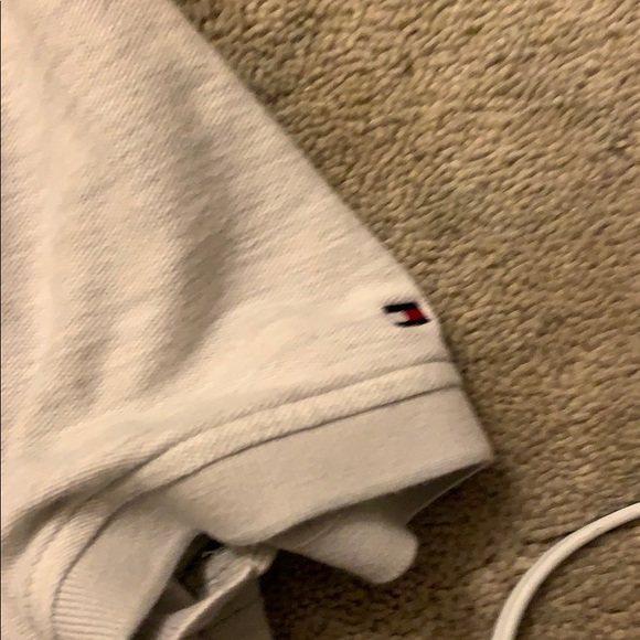 Tommy Hilfiger Polo size large - Picture 4 of 4